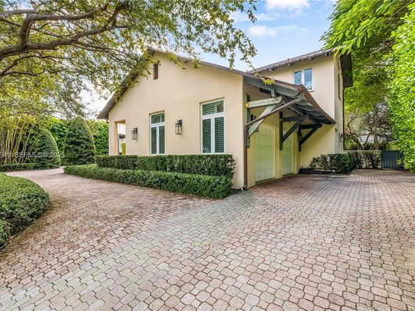 7370 Vistalmar St, Coral Gables FL 33143