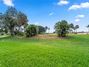 8220 Waterford Ln, Tamarac FL 33321