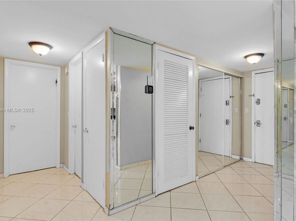 1801 S Ocean Drive 207, Hollywood FL 33019