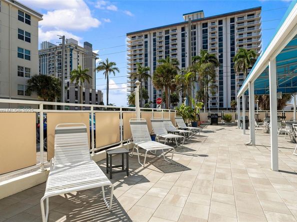 1801 S Ocean Drive 207, Hollywood FL 33019