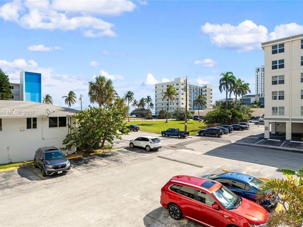 1801 S Ocean Drive 207, Hollywood FL 33019