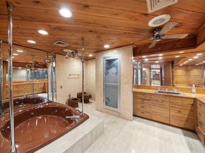 448 Poinciana Dr, Hallandale Beach FL 33009