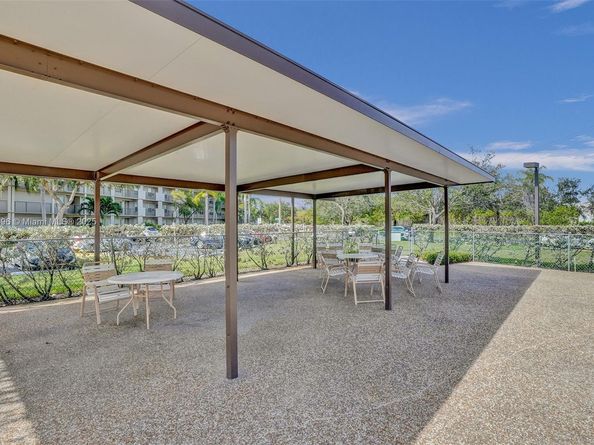 39 Prescott B 39, Deerfield Beach FL 33442
