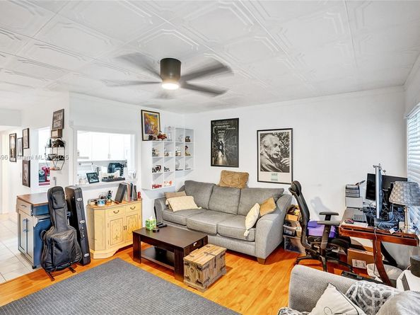 39 Prescott B 39, Deerfield Beach FL 33442