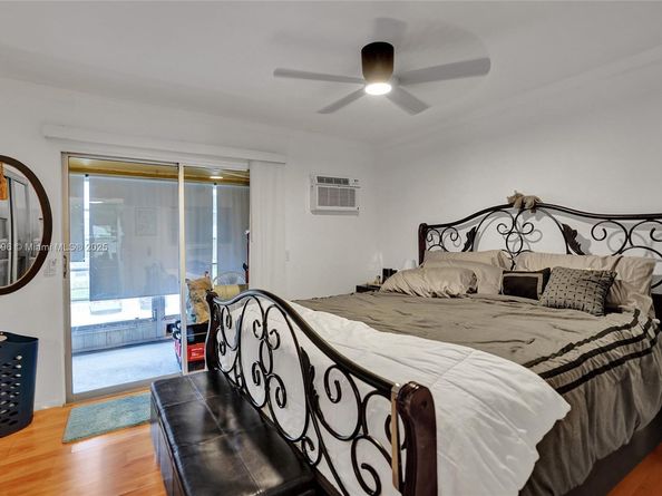 39 Prescott B 39, Deerfield Beach FL 33442