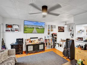 39 Prescott B 39, Deerfield Beach FL 33442
