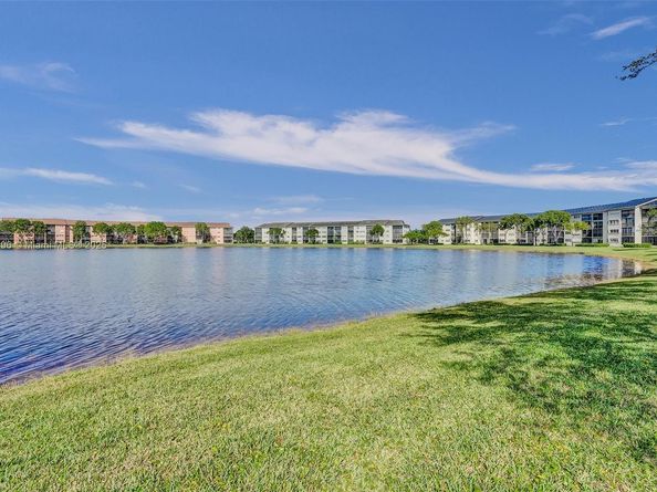 39 Prescott B 39, Deerfield Beach FL 33442