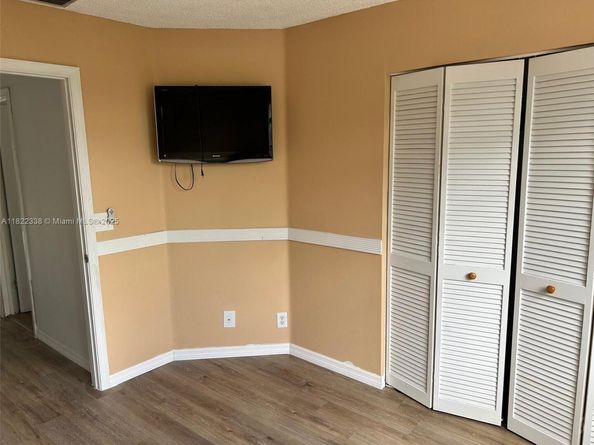 12666 NW 14th Pl 12666, Sunrise FL 33323