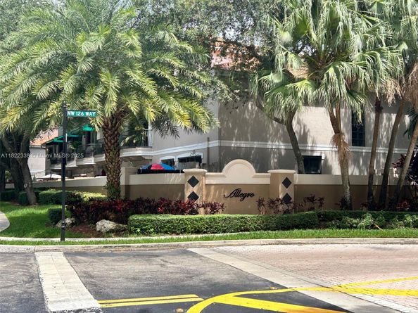 12666 NW 14th Pl 12666, Sunrise FL 33323