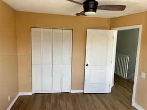 12666 NW 14th Pl 12666, Sunrise FL 33323