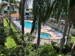 12666 NW 14th Pl 12666, Sunrise FL 33323