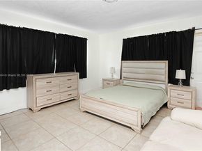3000 Hollywood Blvd, Hollywood FL 33021