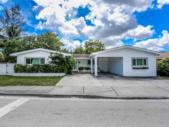 3000 Hollywood Blvd, Hollywood FL 33021