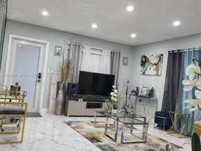 1747 Rodman St 110, Hollywood FL 33020