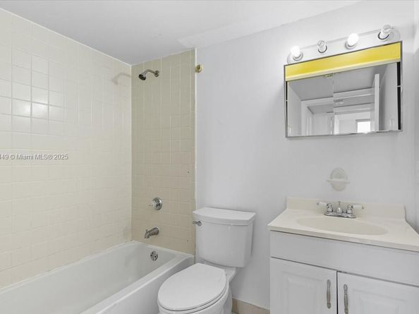 616 NW 26th Ave 210, Miami FL 33125