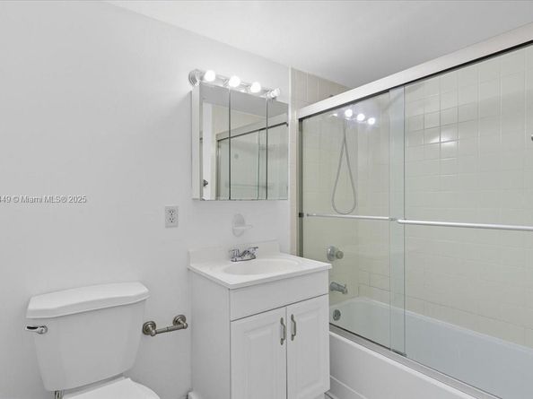 616 NW 26th Ave 210, Miami FL 33125