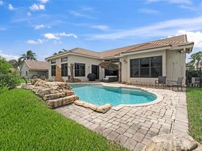 2864 E Abiaca Cir, Davie FL 33328