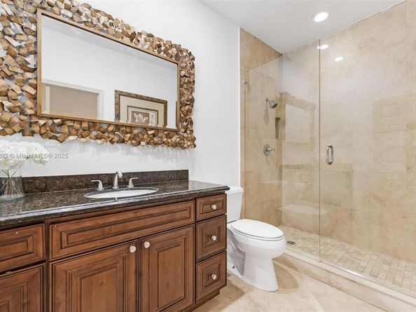 2864 E Abiaca Cir, Davie FL 33328