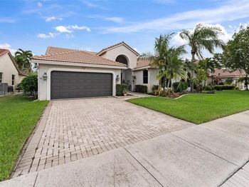 2864 E Abiaca Cir