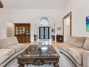 2864 E Abiaca Cir, Davie FL 33328