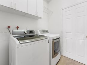 2864 E Abiaca Cir, Davie FL 33328