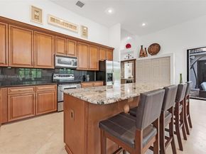 2864 E Abiaca Cir, Davie FL 33328
