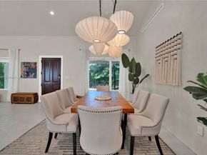 520 Bay Point Rd, Miami FL 33137