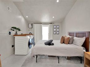 520 Bay Point Rd, Miami FL 33137