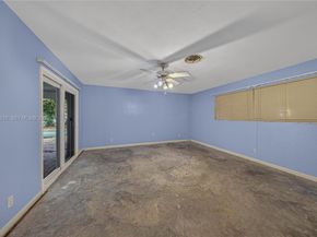 6621 E Tropical Way, Plantation FL 33317