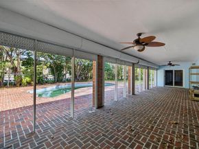 6621 E Tropical Way, Plantation FL 33317