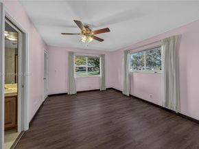 6621 E Tropical Way, Plantation FL 33317