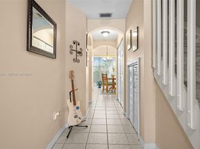 4948 Tradewinds Ter 504, Dania Beach FL 33312
