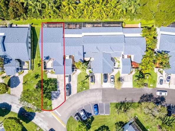 9909 NW 52nd Ln, Doral FL 33178