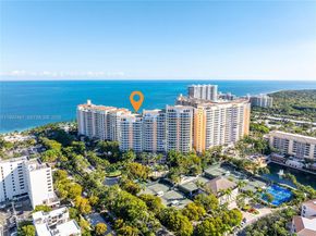 781 Crandon Blvd 804, Key Biscayne FL 33149
