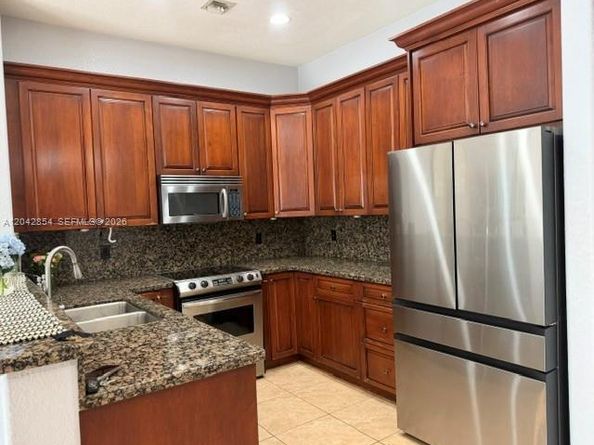 1321 NE 5th Ter, Fort Lauderdale FL 33304