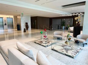 300 Biscayne Boulevard Way 3608W, Miami FL 33131