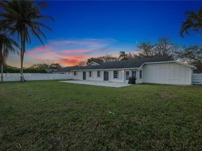 14952 SW 149th St, Miami FL 33196