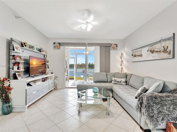7715 Southampton Ter 105, Tamarac FL 33321
