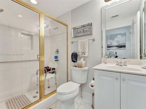 7715 Southampton Ter 105, Tamarac FL 33321