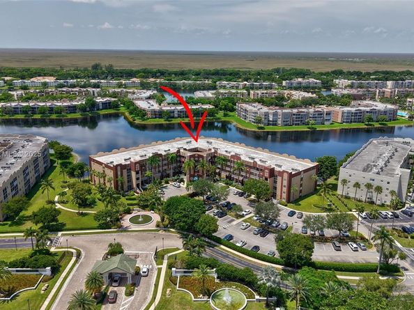 7715 Southampton Ter 105, Tamarac FL 33321