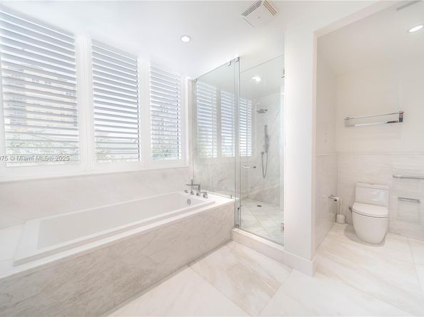 1110 Seminole Dr 502, Fort Lauderdale FL 33304