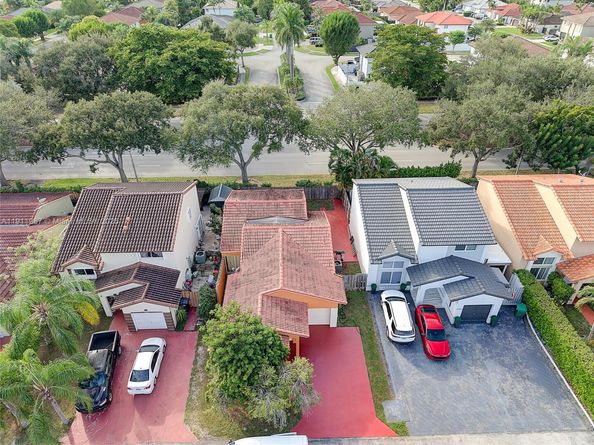 10058 SW 156th Ct, Miami FL 33196