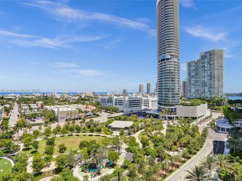 650 West Ave