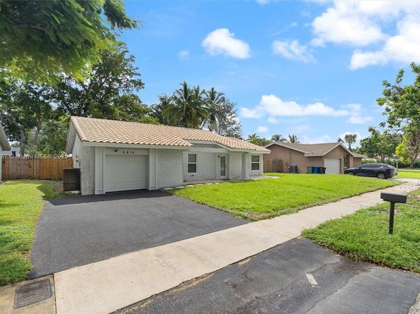 6816 NW 26th Ave, Fort Lauderdale FL 33309