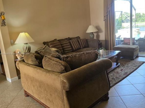 4017 W Hamilton Ky, West Palm Beach FL 33411