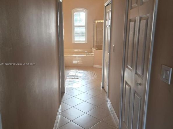 4017 W Hamilton Ky, West Palm Beach FL 33411