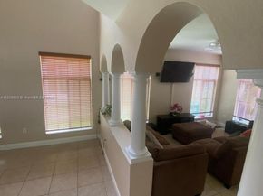 27049 SW 142nd Ave, Homestead FL 33032