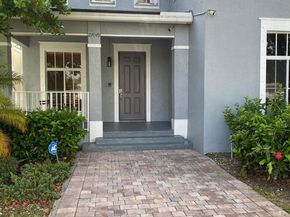 27049 SW 142nd Ave, Homestead FL 33032