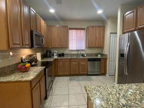 27049 SW 142nd Ave, Homestead FL 33032