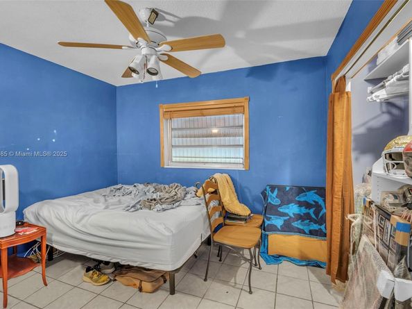 6330 Madison St, Hollywood FL 33023